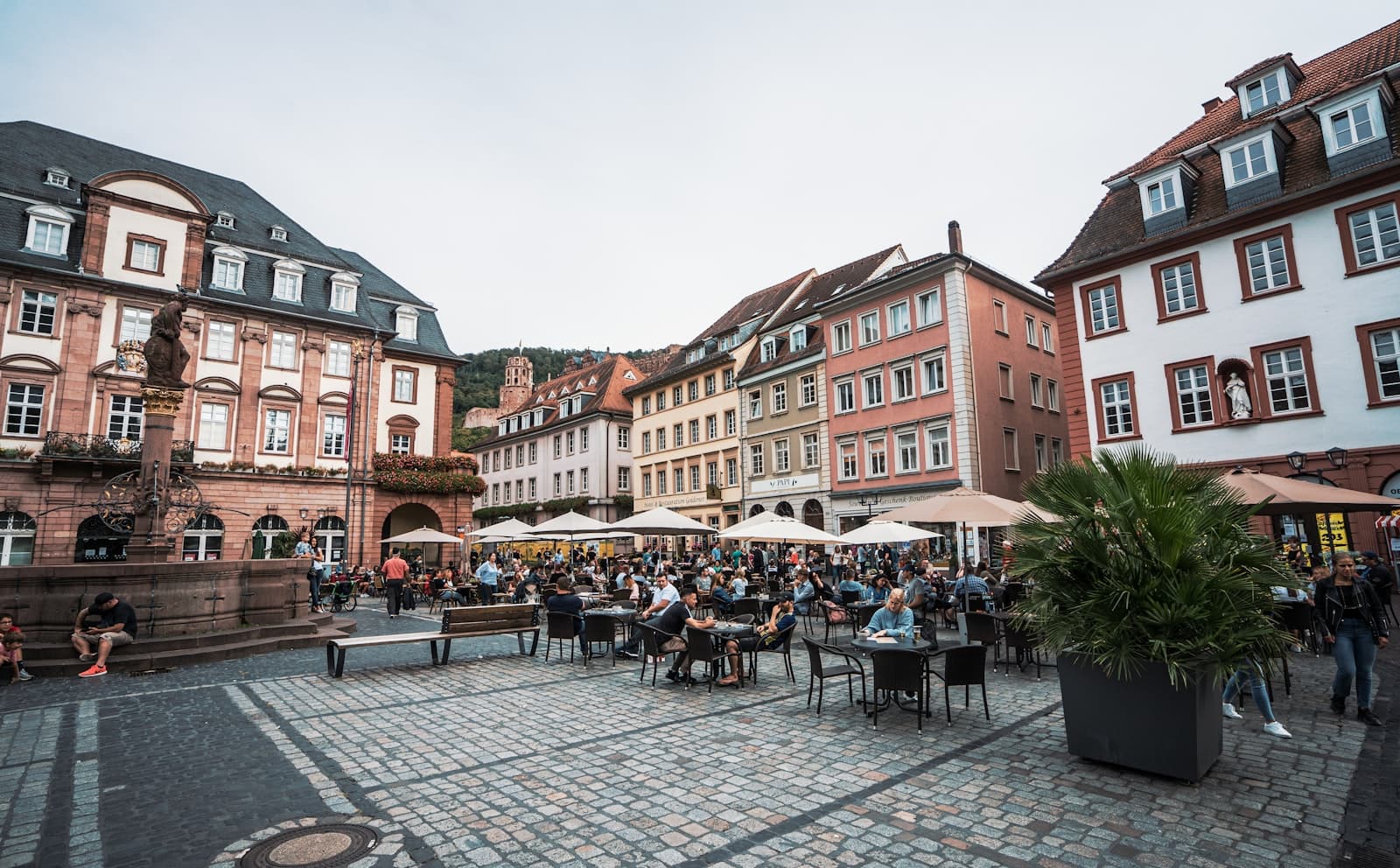 Historische Altstadt-Umgebung der Praxis an der Großkölnstraße in Aachen
